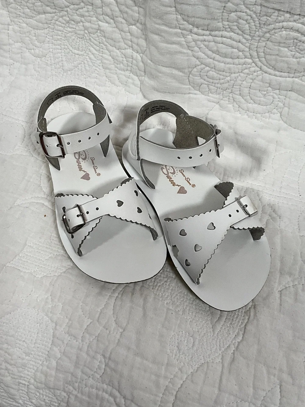 Girls White Heart-Accent Leather Sandals with Adjustable Ankle Strap